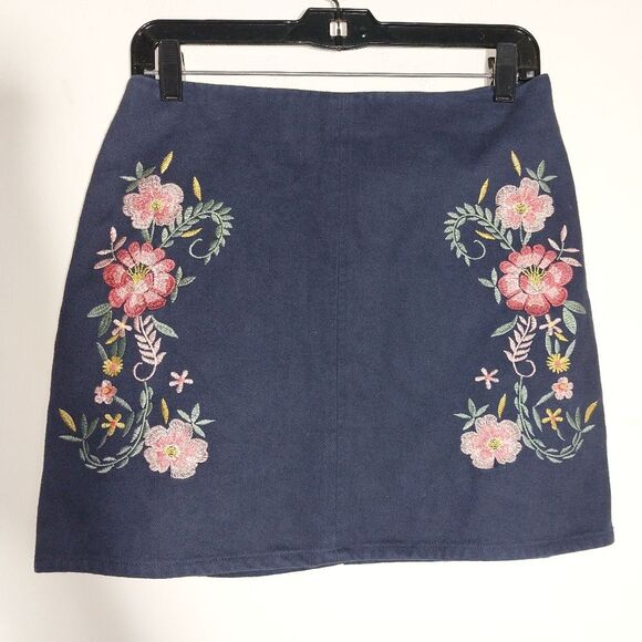 Mi Ami Women's Bohemian Floral  Embroidered 100% Cotton Navy Mini Skirt EUC - Picture 10 of 13